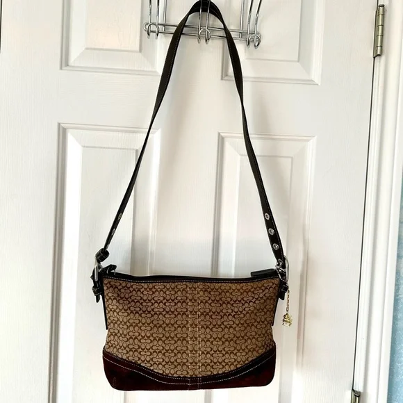 Coach adjustable shoulder bag - Picture 1 of 5